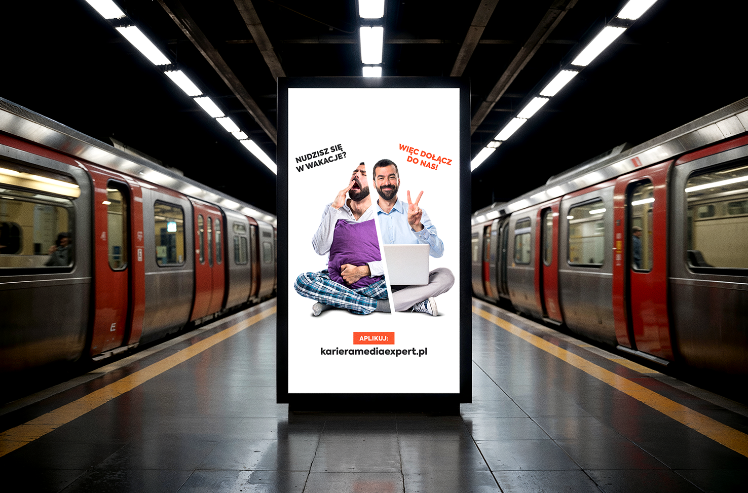 Reklama na stacji metra w Warszawie.